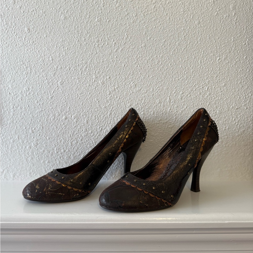 Naughty Monkey Dark Brown Heels